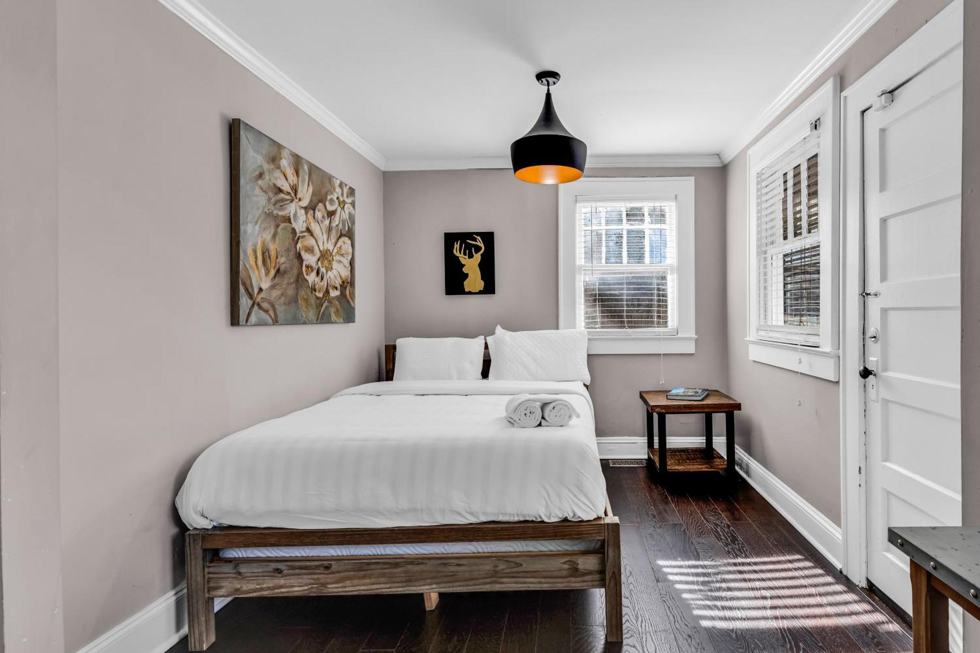Bright And Modern Close To Everything Charlotte Ngoại thất bức ảnh